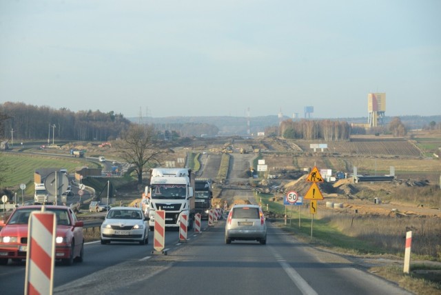 Listopad 2016. Budowa drogi S3 między Nową Solą i Polkowicami