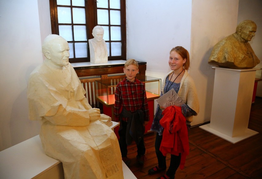 Wystawę poświęconą Janowi Pawłowi II można oglądać w muzeum