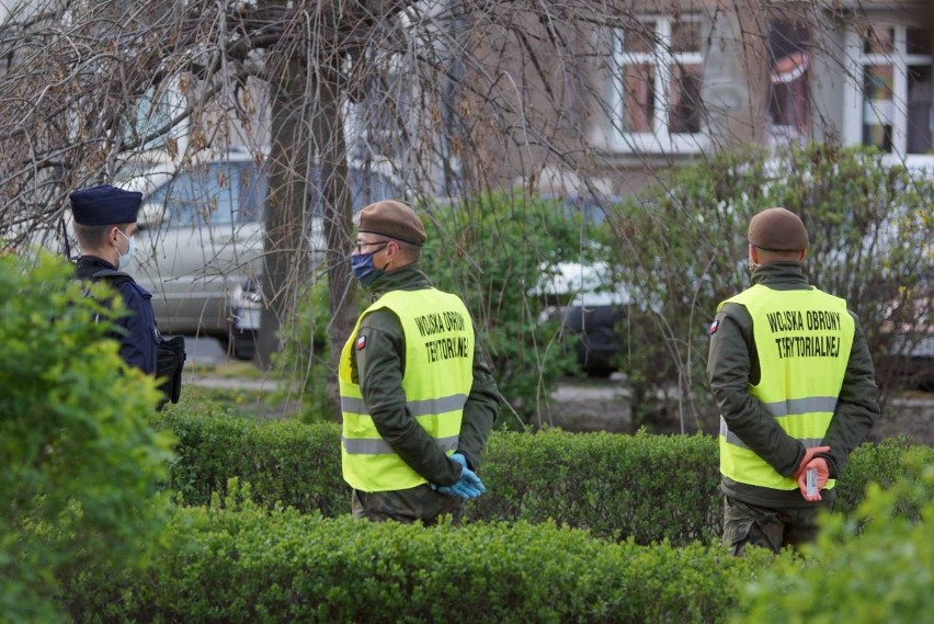 Zwłoki mężczyzny znaleziono na plantach w Kaliszu