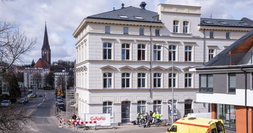 Ulica Chrobrego. Stargardzkie Centrum Nauki już bez rusztowań. ZDJĘCIA