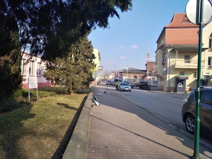 Grodzisk Wielkopolski: Samochód potrącił trzynastoletnią dziewczynkę! [ZDJĘCIA]