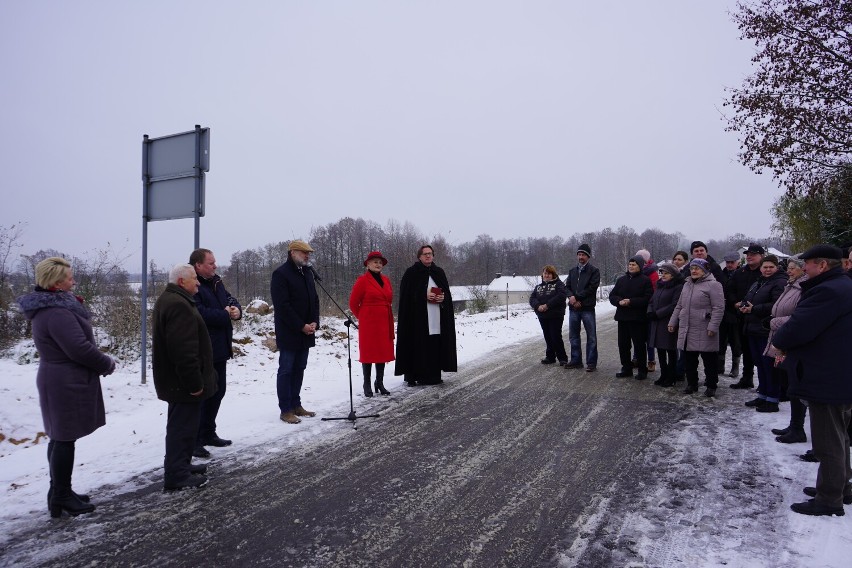 Fragment drogi gminnej do wsi Kiersnówka jest już wyremontowany. Prace kosztowały 1,8 mln zł