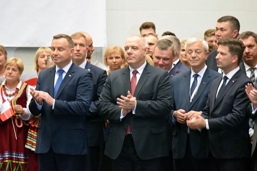 Biłgoraj. Prezydent Andrzej Duda spotkał się z mieszkańcami...