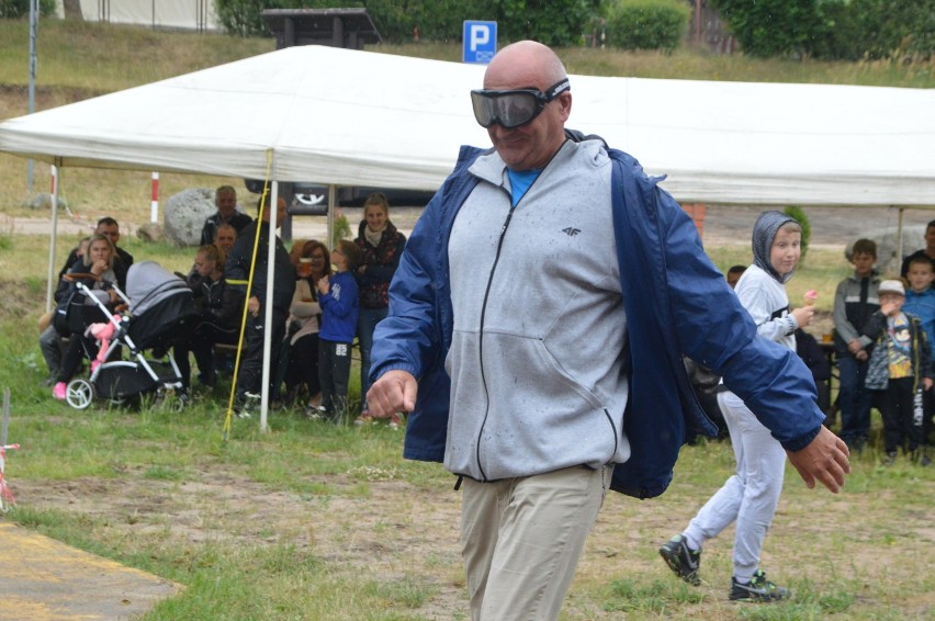 Biały Bór. Powitanie Lata na plaży jeziora Łobez z pokazem pracy ratowników i strażaków (FOTO)