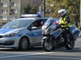 10 osób utonęło, a 19 zginęło w wypadkach drogowych. Policja podsumowała tegoroczne wakacje w Warszawie i okolicach 