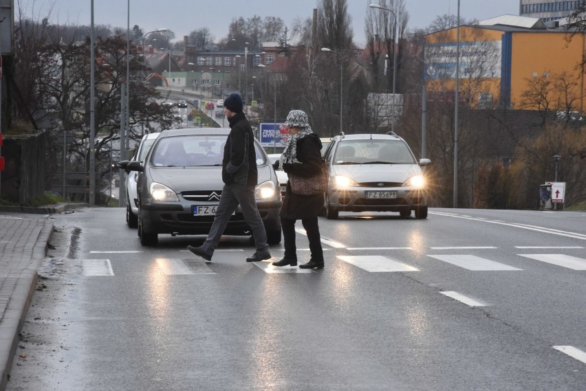 Zgodnie z nowymi przepisami pieszy będzie miał pierwszeństwo...