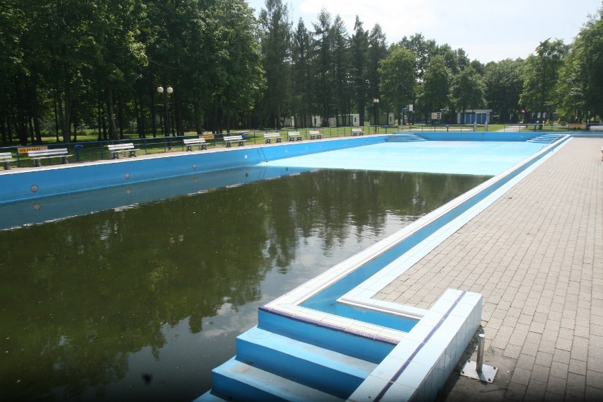 Basen Obora w Raciborzu zamknięty. Jak wygląda przed sezonem