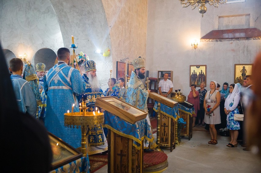 Prawosławne święto Ikony Matki Boskiej Supraskiej. Tłumy wiernych w Supraślu [ZDJĘCIA]