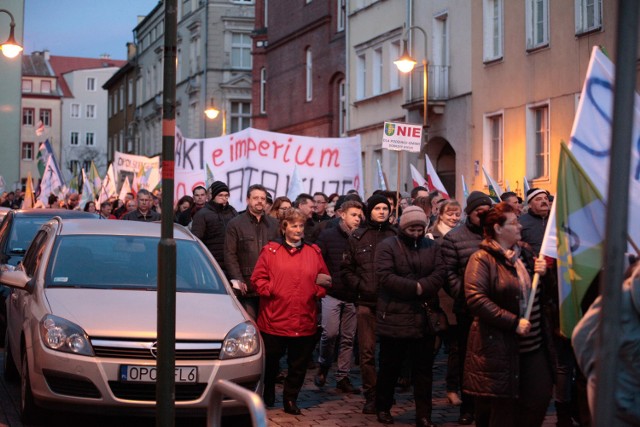 Protest odbył się dokładnie w rok od pierwszej informacji na temat powiększenia miasta, które zainicjował prezydent Arkadiusz Wiśniewski.