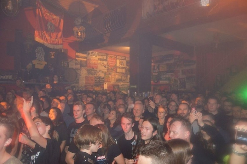 Mega koncert w skarżyskim Semaforze. Na popis Nocnego Kochanka przyszedł tłum fanów! (ZDJĘCIA)