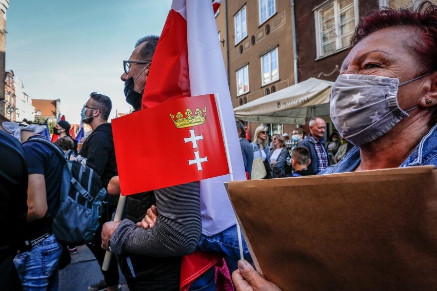 19.09.2020 gdansk. ulica dluga - przedproze ratudza...