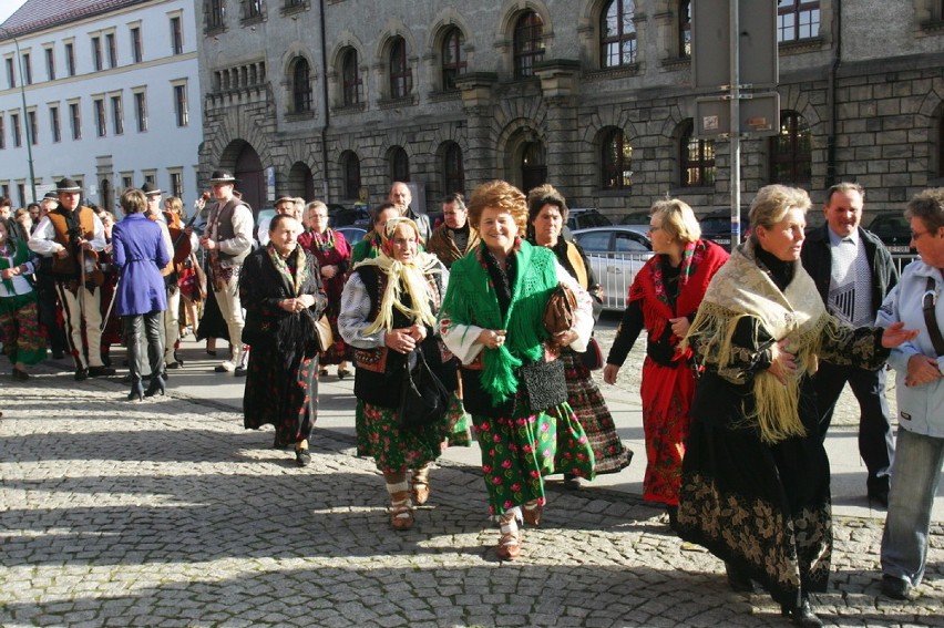 Uroczystości pogrzebowe w legnickiej katedrze (ZDJĘCIA)