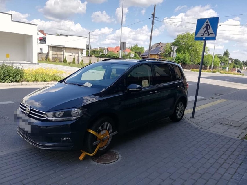 Nieprawidłowe parkowanie w Inowrocławiu. Zobaczcie zdjęcia...