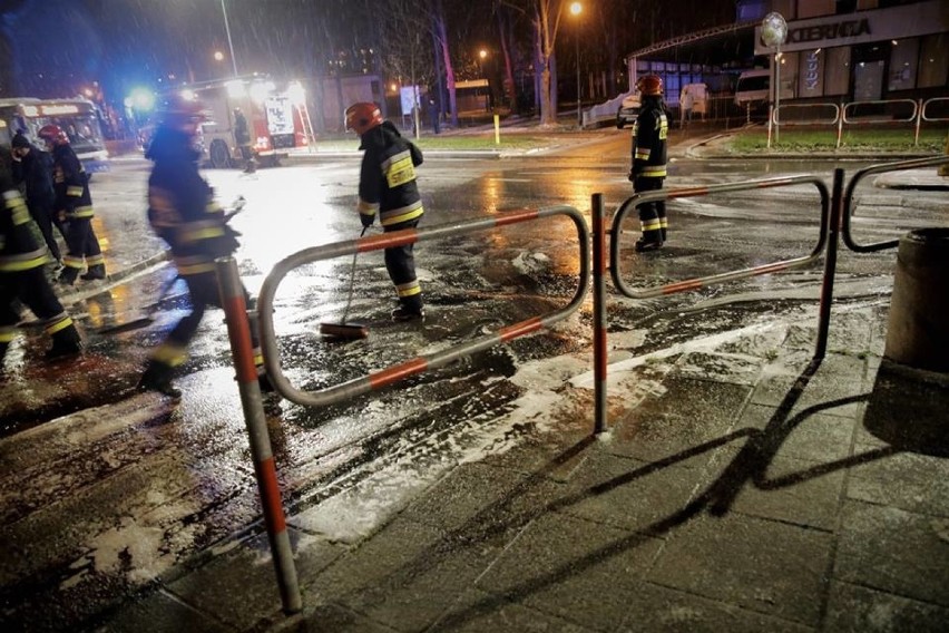 Kraków. Pożar samochodu osobowego na osiedlu Na Stoku 