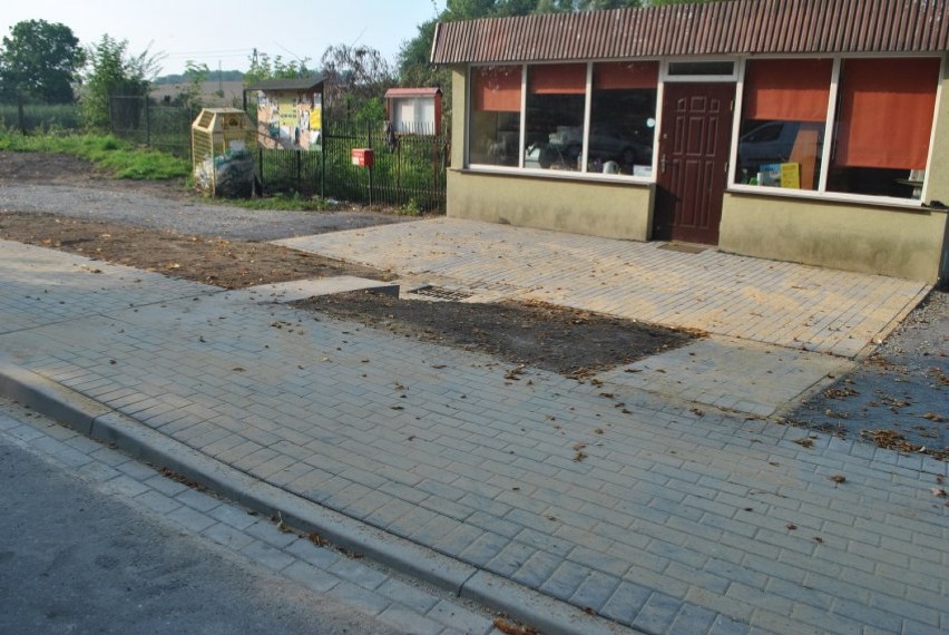 W Glinicy w gminie Żukowice zakończono budowę nowego chodnika 