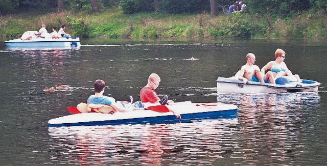 Sporym powodzeniem cieszył się w Arturówku sprzęt pływający.