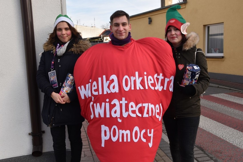 Wolontariusze Wielkiej Orkiestry Świątecznej Pomocy kwestują od samego rana!