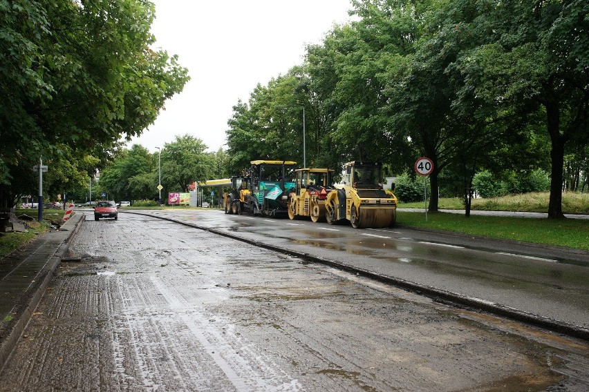 Wiślicka w Krakowie jest remontowana, utrudnienia potrwają...