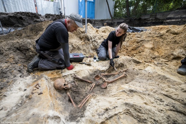 Szczątki przynajmniej dwóch osób odnaleziono na terenie dawnego więzienia „Toledo” w Warszawie