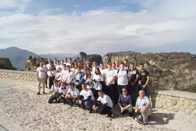 Uczniowie "Grodzkiej" na praktykach zawodowych w słonecznej Grecji. Jak spędzają czas?