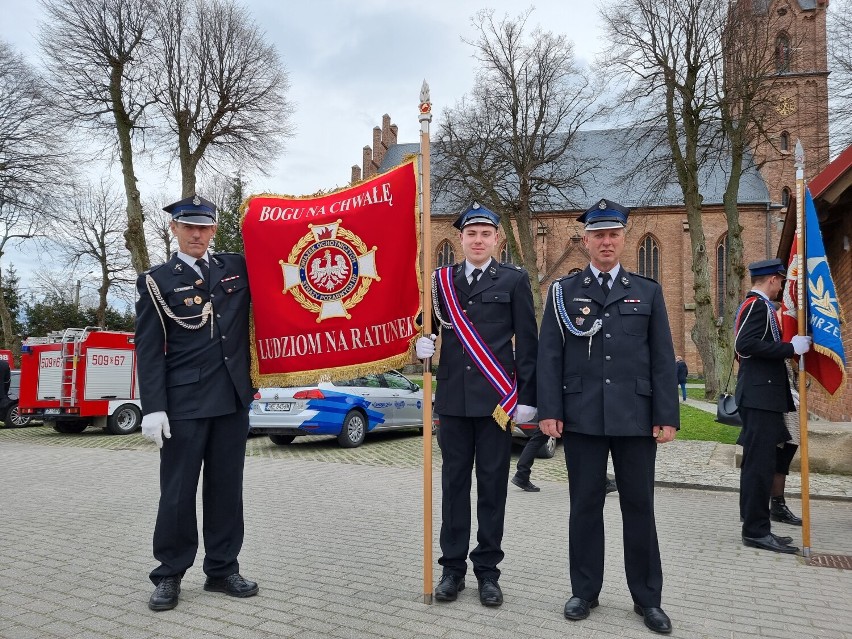 Pielgrzymka strażaków powiatu puckiego do sanktuarium w Swarzewie - 7 maja 2022 r.