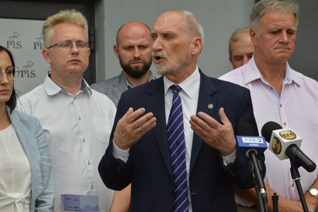 Antoni Macierewicz w Bełchatowie przedstawiał założenia Polskiego Ładu, mówił też o elektrowni atomowej