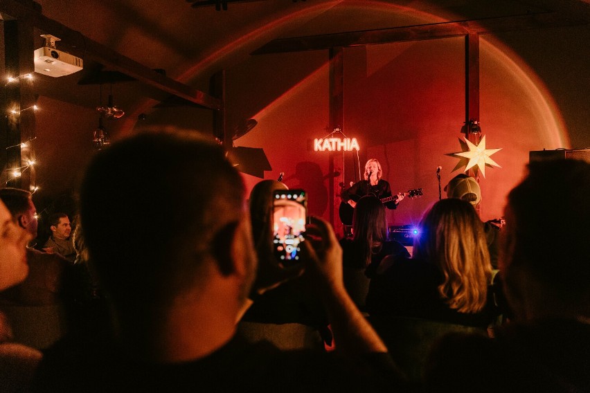 Zobaczcie zdjęcia z pierwszego w Rzeszowie koncertu Kathii w "Kinie za rogiem"
