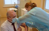 Ruszyły pierwsze szczepienia przeciwko COVID-19 w Krotoszynie [ZDJĘCIA]