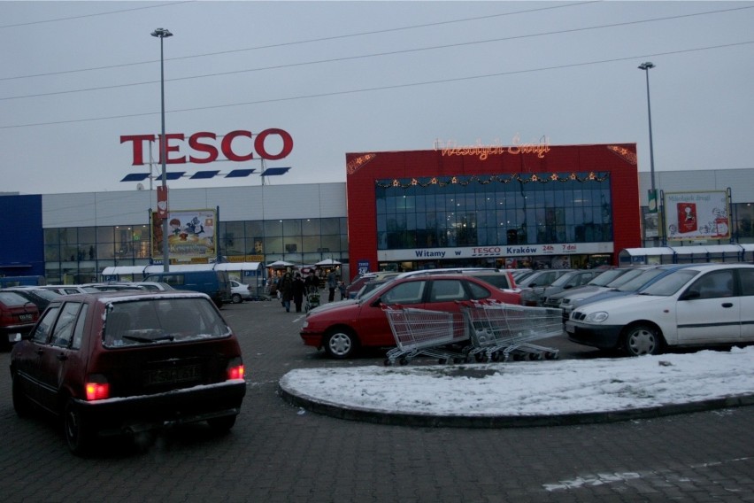 Tesco w Krakowie przy ul. Kapelanka. Okazuje się, że...