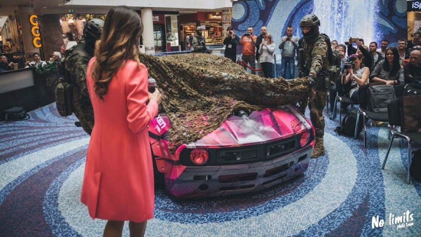 Karolina Pilarczyk i jej nowy samochód Predator. Zobacz zdjęcia i WIDEO z prezentacji