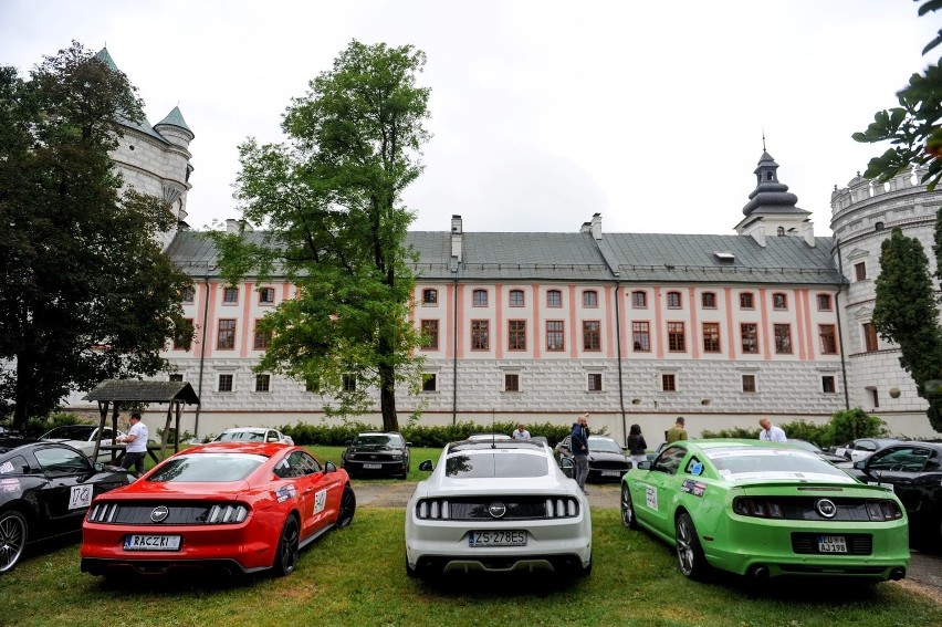 Z Bóbrki koło Krosna wystartował Mustang Race 2016. 50...