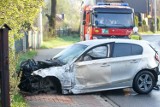 Nowy Targ. Kierowca skasował w wypadku kilka ogrodzeń i własne BMW. Miał szczęście, że nikogo nie potrącił 