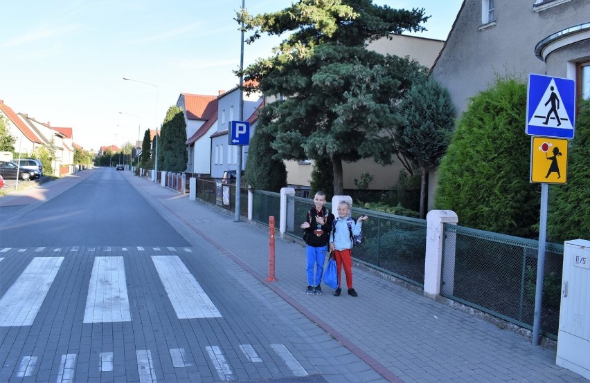 Pomachaj kierowcy to akcja policji, do której przyłaczyli także policjanci w Złotowie