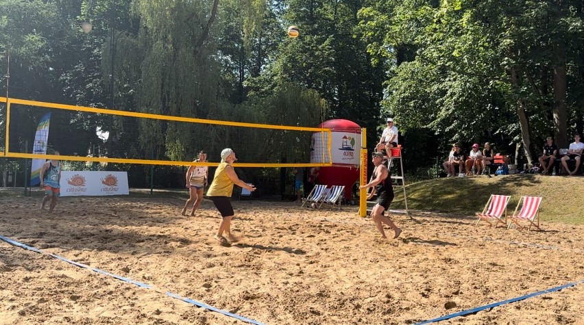 XVI Ogólnopolski Turniej w Siatkówce Plażowej w Olecku