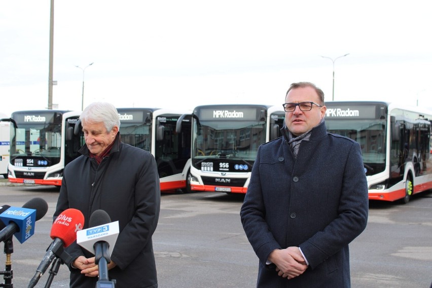 Kolejne nowoczesne autobusy wyjadą na ulice Radomia. Zobacz na zdjęciach, jak wyglądają nowe pojazdy