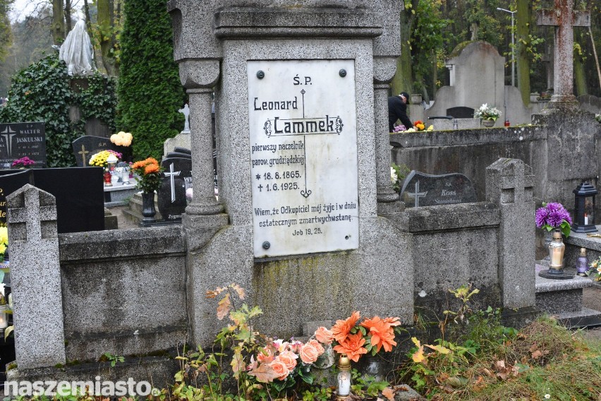Na grudziądzkim cmentarzu zbierali na renowację zabytkowych grobów [wideo, zdjęcia]