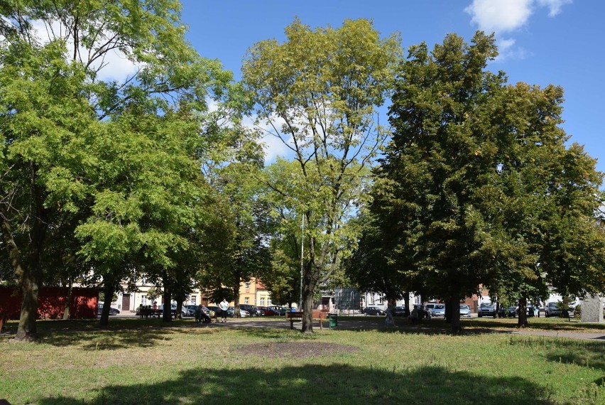 Protest mieszkańców przeciwko rewitalizacji rynku w...