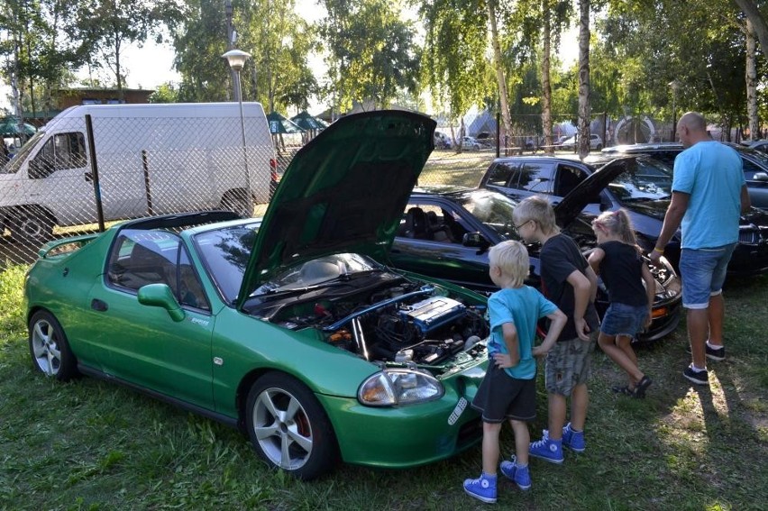 Lowdaily - Zlot obniżonych aut na Piaskach