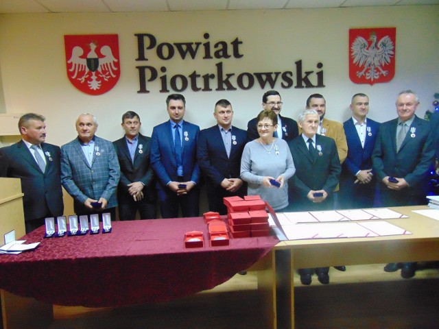 Spotkanie honorowych dawców krwi PCK w Piotrkowie z okazji 60-lecia honorowego krwiodawstwa
