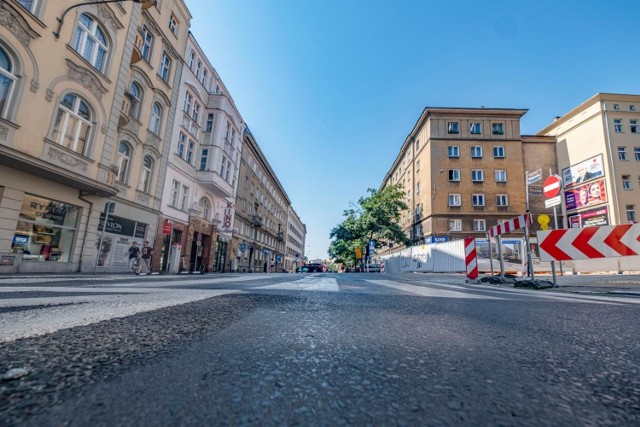 To przez ten fragment ulicy Ratajczaka w Poznaniu w 2023 roku przejadą pierwsze tramwaje