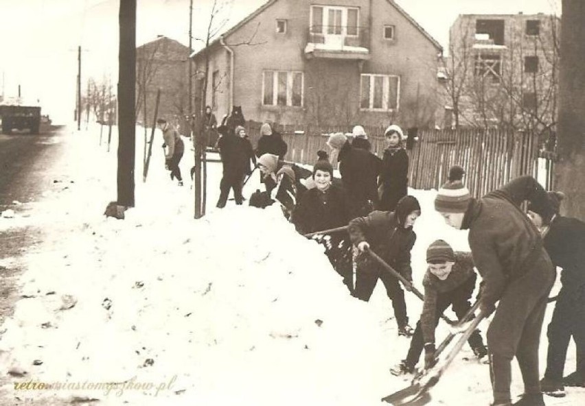 To była  zima stulecia na  przełomie 1978 i1979 roku. Tak było w Myszkowie ZDJĘCIA