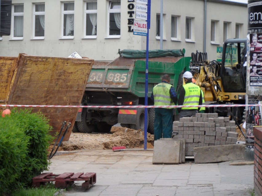 Ulica Klimka w Żorach jest rozkopana. Do kiedy blokada?