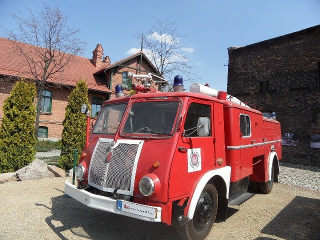 W czwartek, 15 sierpnia w godzinach od 10 do 18 zajrzyj do bielszowickiego Muzeum PRL-u. Bilety kosztuję 6 zł (ulgowy) oraz 10 zł (normalny). Również Cinema City w Plazie będzie czynne 15 sierpnia. Pierwszy seans rozpocznie się o godz. 10.