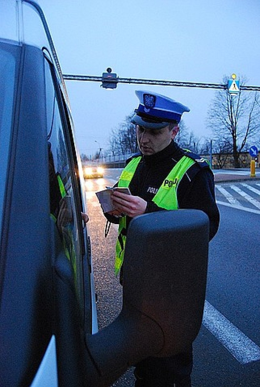 Policjanci zatrzymali 23 pijanych kierowców