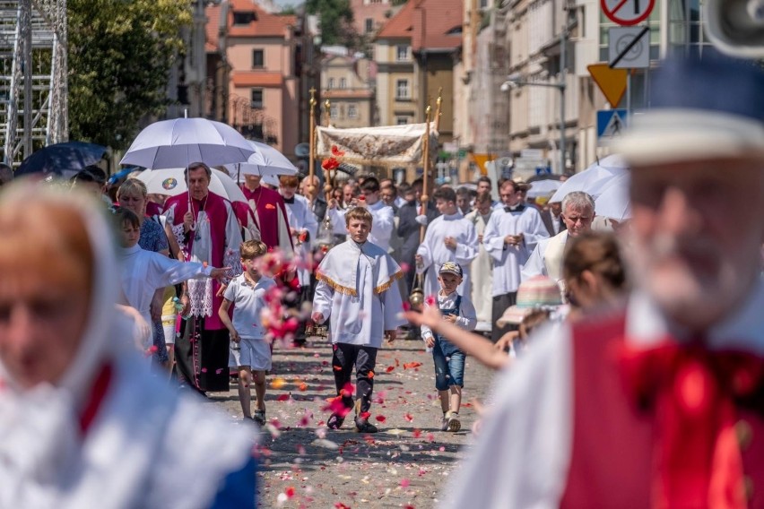 Centralna procesja Eucharystyczna miasta Poznania po mszy...