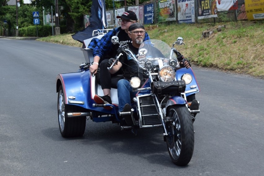 Parada motocykli jednym z punktów programu dwudziestej czwartej edycji zlotu Rock Blues i Motocykle Łagów ‘2019