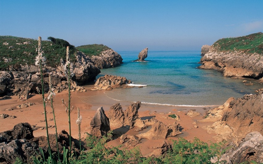 Playa Buelna - i w tej asturyjskiej plaży można się zakochać