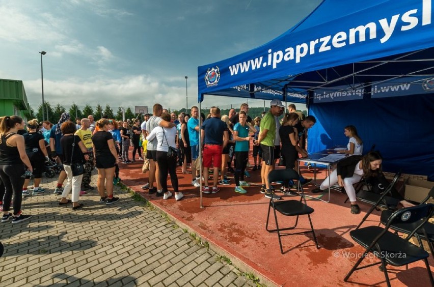 W Dubiecku odbyła się pierwsza edycja 4-kilometrowego biegu...
