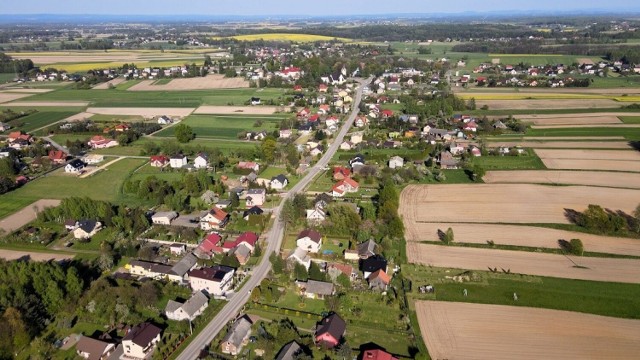 Widok z lotu ptaka na Grojec i Górę Grojecką, gdzie dokonano sensacyjnych wykopalisk