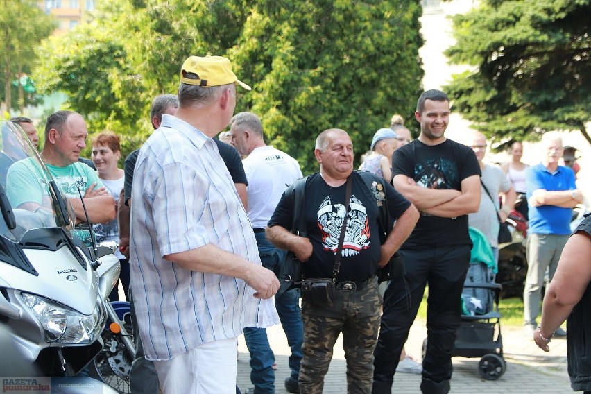 Piknik rodzinny i poświęcenie motocykli przez biskupa...